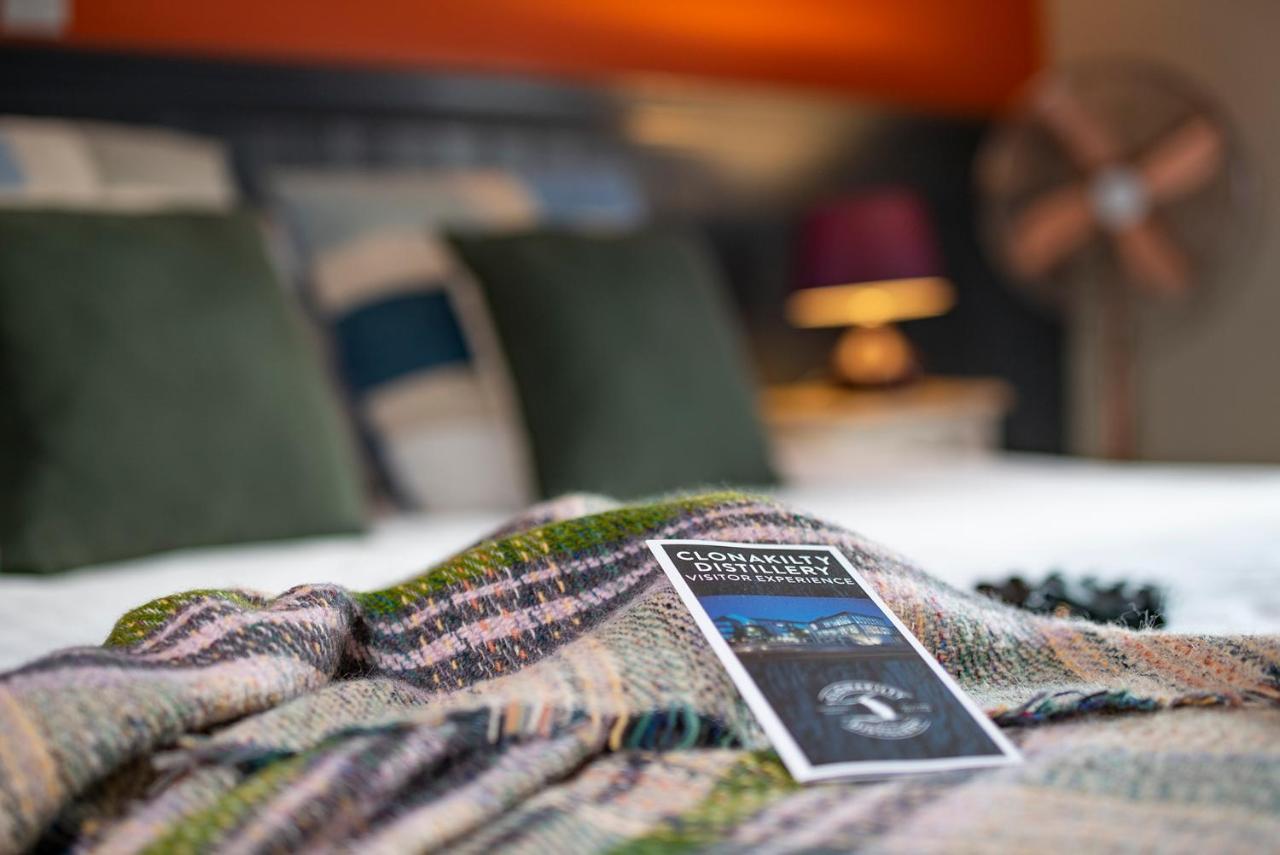 Emmet Hotel Клонакилти Екстериор снимка