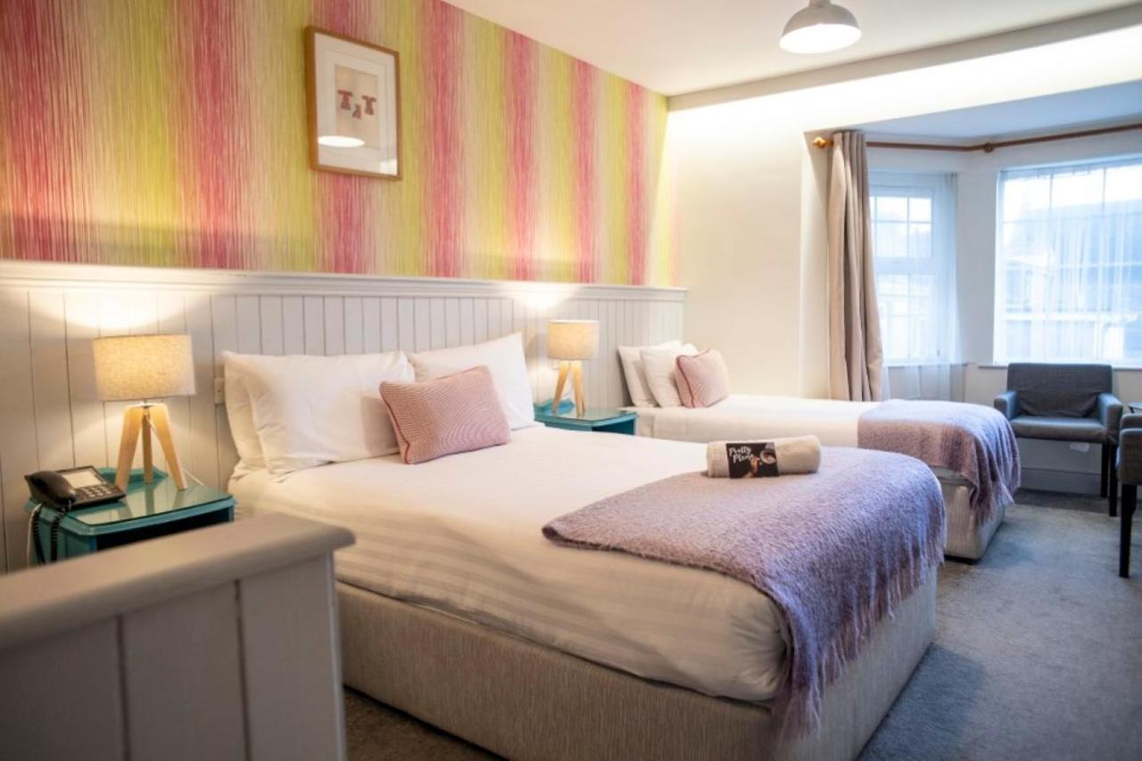 Emmet Hotel Клонакилти Екстериор снимка