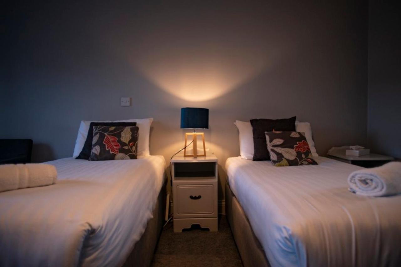 Emmet Hotel Клонакилти Екстериор снимка
